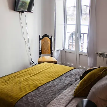 La Joya Del 32. Centro De Burgos. Wifi アパート