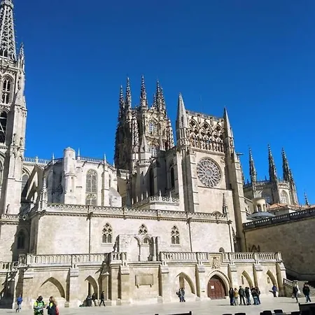 La Joya Del 32. Centro De Burgos. Wifi *