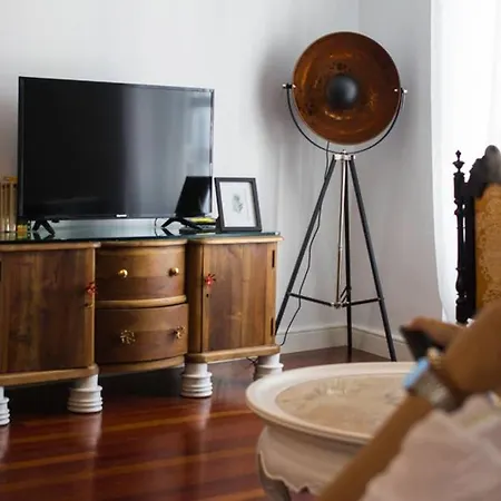 La Joya Del 32. Centro De Burgos. Wifi Apartment *