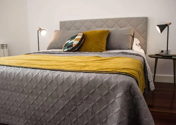 La Joya Del 32. Centro De Burgos. Wifi アパート